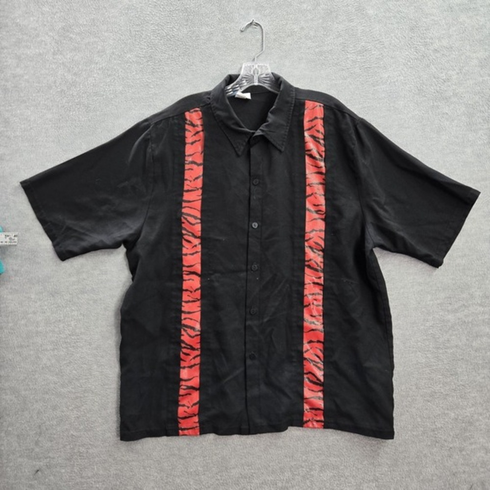 MT:2 Men‎ Button Up Shirt XL Black Animal Print Short Sleeve Polyester Rayon
